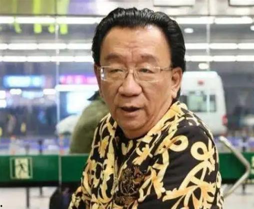 老汪爆料和侯耀华对立视频,揭秘娱乐圈恩怨情仇